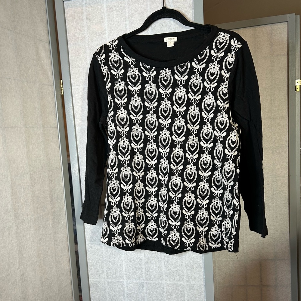 J Crew black/white 3/4 sleeve top